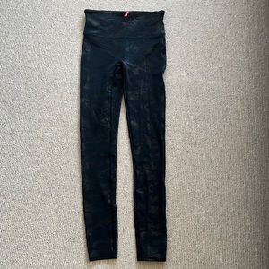 Spanx size small black camo leggings